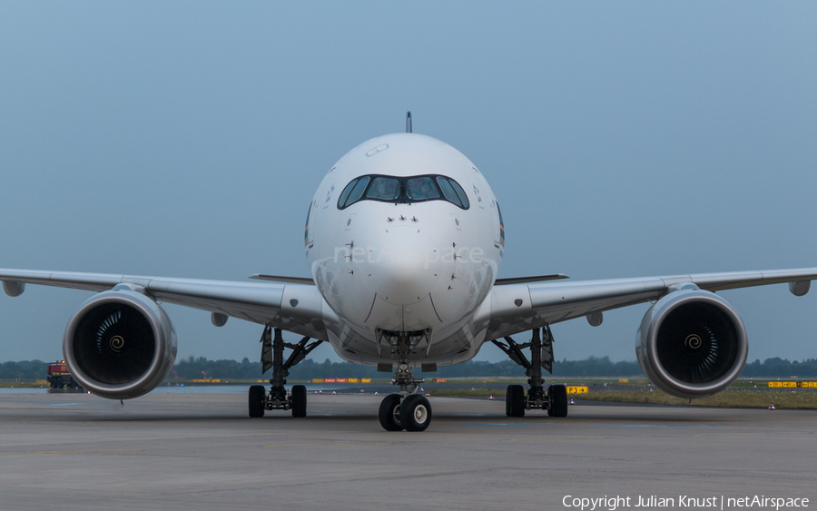 Singapore Airlines Airbus A350-941 (9V-SMA) | Photo 116570