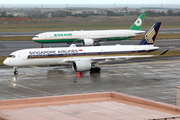 Singapore Airlines Airbus A350-941 (9V-SMB) at  Taipei - Taoyuan, Taiwan