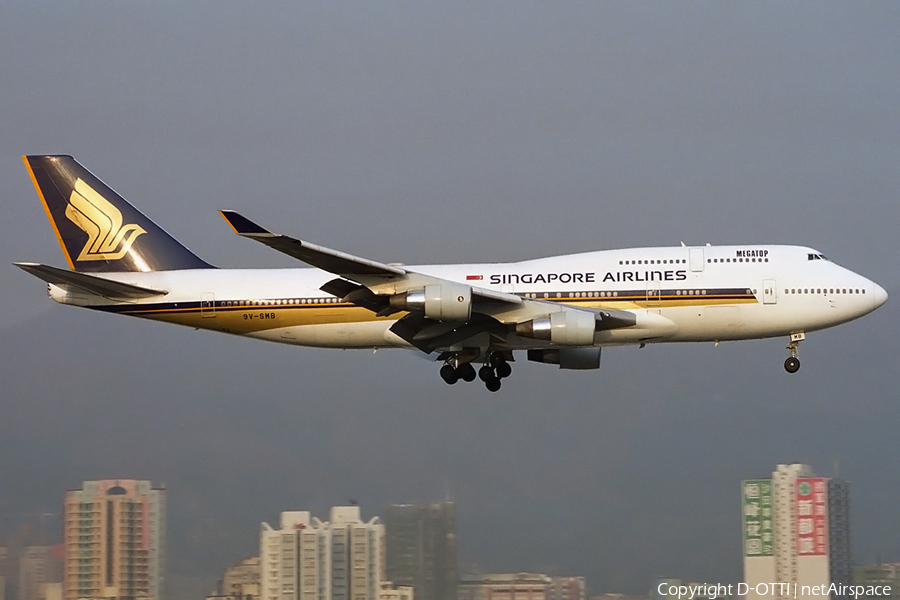 Singapore Airlines Boeing 747-412 (9V-SMB) | Photo 158026