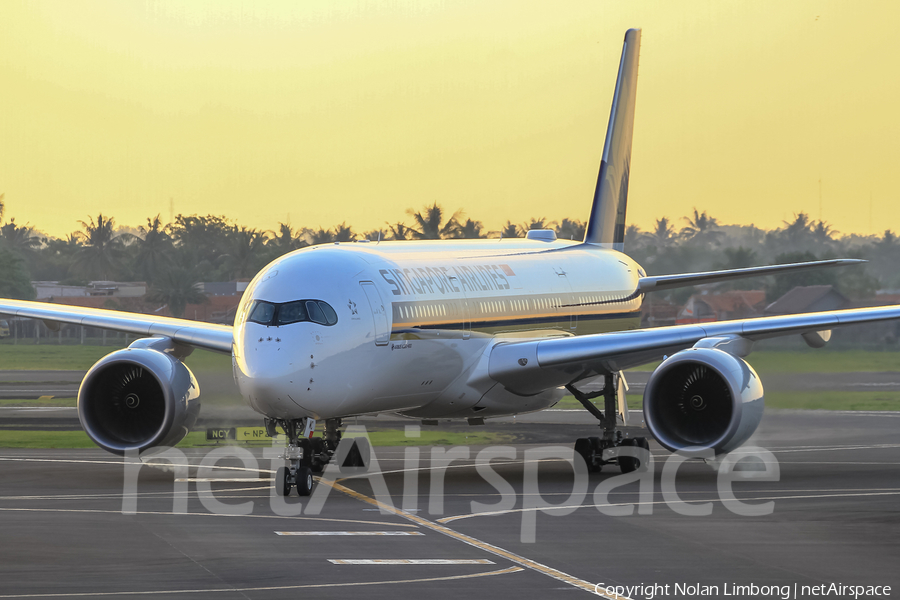 Singapore Airlines Airbus A350-941 (9V-SMC) | Photo 376859