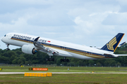 Singapore Airlines Airbus A350-941 (9V-SME) at  Manchester - International (Ringway), United Kingdom