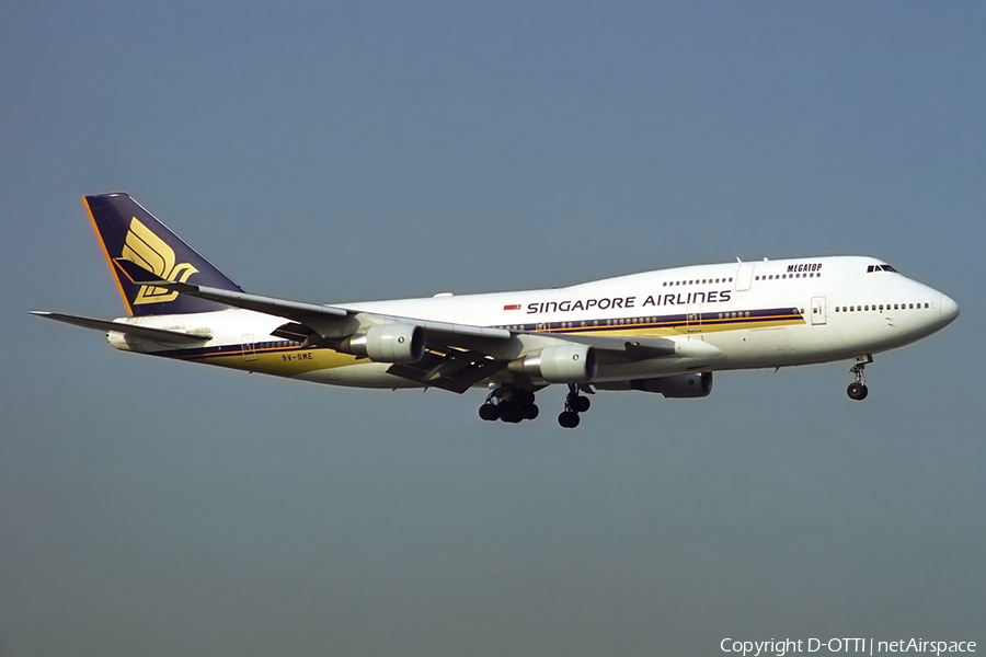 Singapore Airlines Boeing 747-412 (9V-SME) | Photo 288836