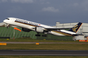 Singapore Airlines Airbus A350-941 (9V-SMH) at  Manchester - International (Ringway), United Kingdom