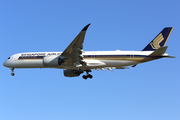 Singapore Airlines Airbus A350-941 (9V-SMI) at  Barcelona - El Prat, Spain