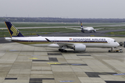 Singapore Airlines Airbus A350-941 (9V-SMI) at  Dusseldorf - International, Germany