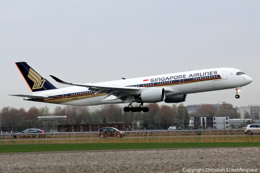Singapore Airlines Airbus A350-941 (9V-SMJ) | Photo 156101