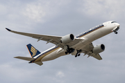 Singapore Airlines Airbus A350-941 (9V-SMJ) at  Barcelona - El Prat, Spain