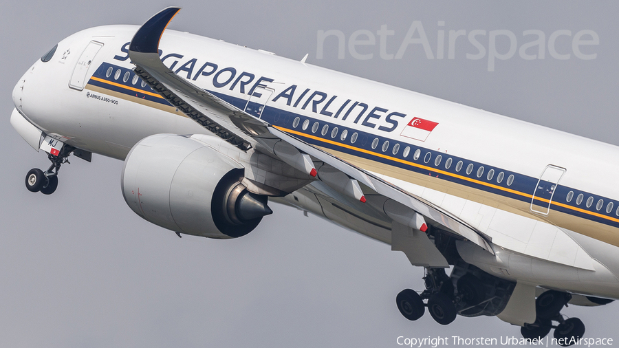 Singapore Airlines Airbus A350-941 (9V-SMJ) | Photo 246952
