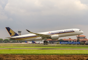 Singapore Airlines Airbus A350-941 (9V-SMK) at  Jakarta - Soekarno-Hatta International, Indonesia