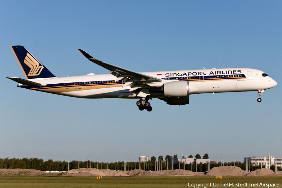 Singapore Airlines Airbus A350-941 (9V-SMM) | Photo 479665