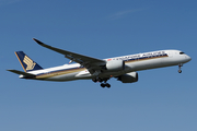 Singapore Airlines Airbus A350-941 (9V-SMM) at  London - Heathrow, United Kingdom