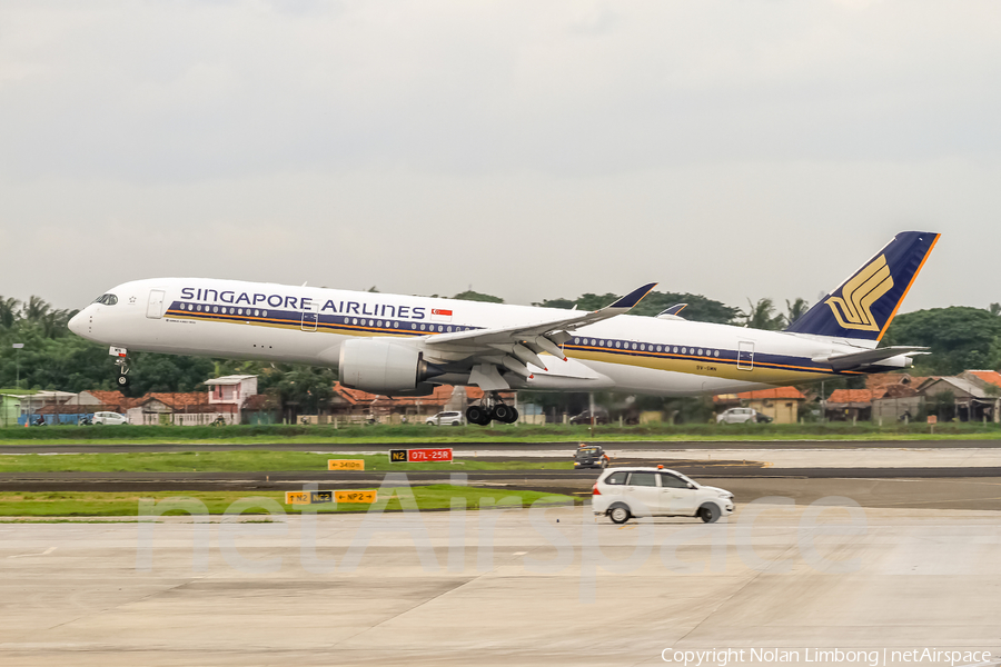 Singapore Airlines Boeing 747-412 (9V-SMN) | Photo 423664