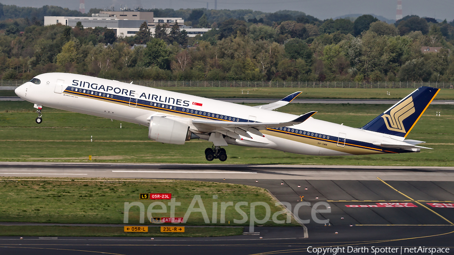 Singapore Airlines Boeing 747-412 (9V-SMN) | Photo 337836