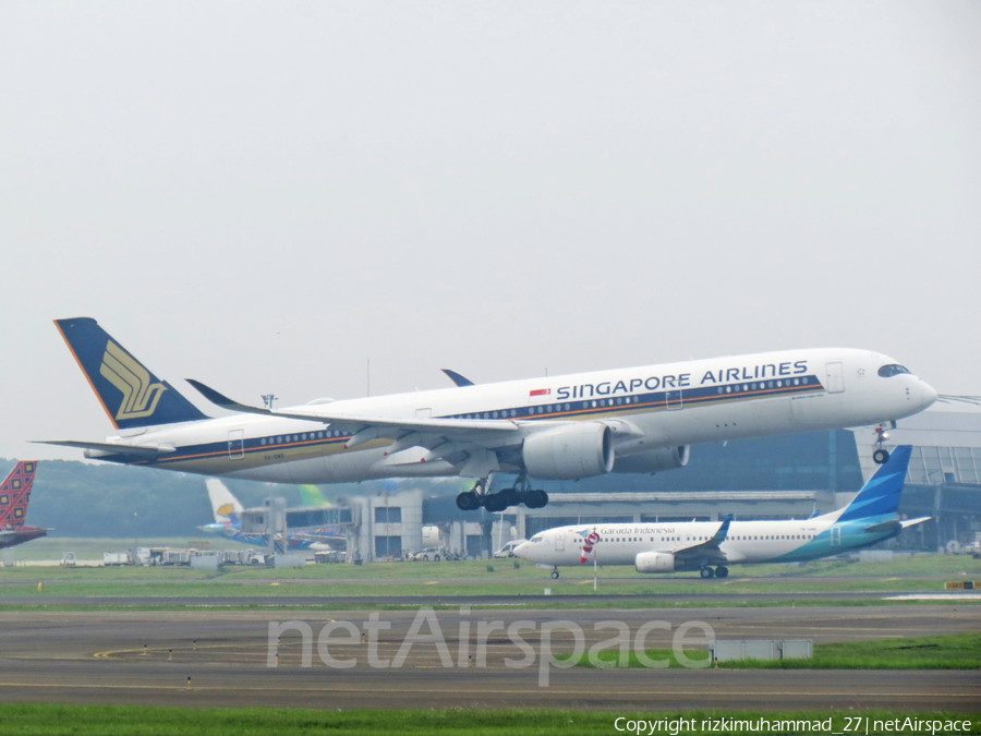 Singapore Airlines Airbus A350-941 (9V-SMQ) | Photo 621977