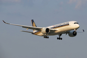 Singapore Airlines Airbus A350-941 (9V-SMT) at  Amsterdam - Schiphol, Netherlands