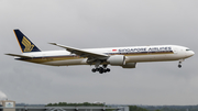 Singapore Airlines Boeing 777-312(ER) (9V-SNB) at  London - Heathrow, United Kingdom