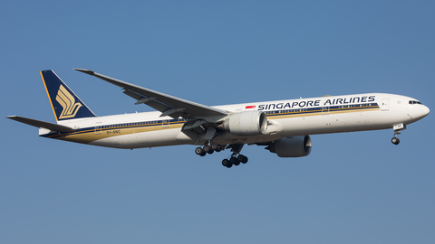 Singapore Airlines Boeing 777-312(ER) (9V-SNC) at  Frankfurt am Main, Germany