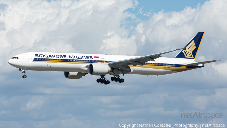 Singapore Airlines Boeing 777-312(ER) (9V-SNC) | Photo 147519