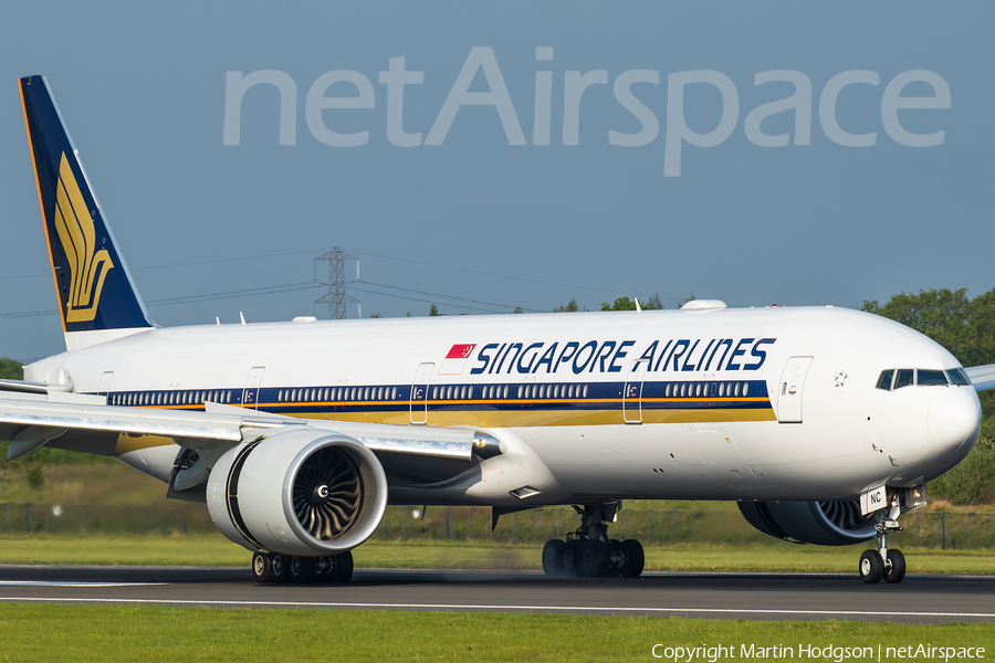 Singapore Airlines Boeing 777-312(ER) (9V-SNC) | Photo 108302