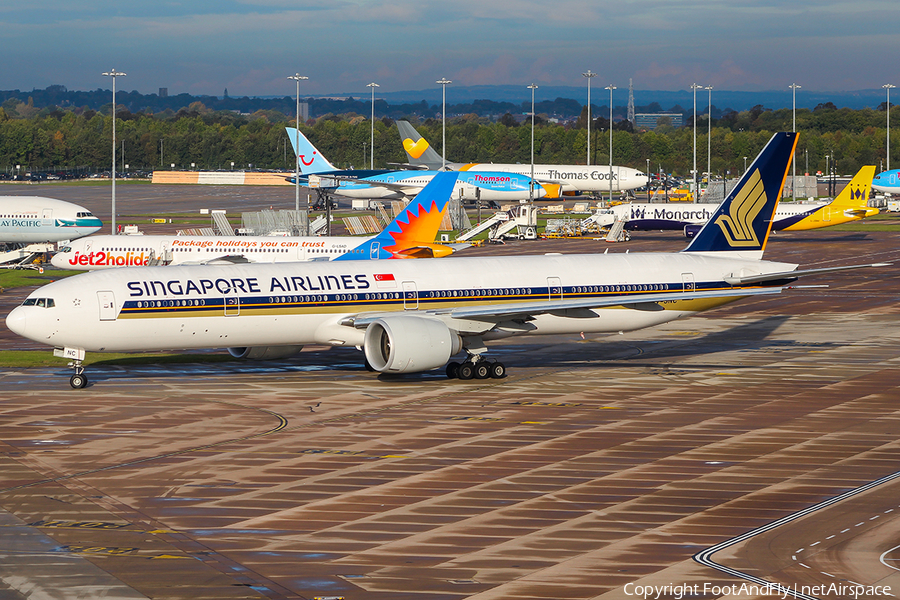 Singapore Airlines Boeing 777-312(ER) (9V-SNC) | Photo 148027