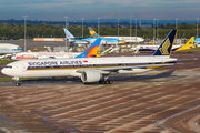 Singapore Airlines Boeing 777-312(ER) (9V-SNC) at  Manchester - International (Ringway), United Kingdom