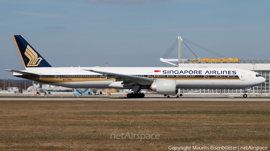 Singapore Airlines Boeing 777-312(ER) (9V-SNC) | Photo 153974