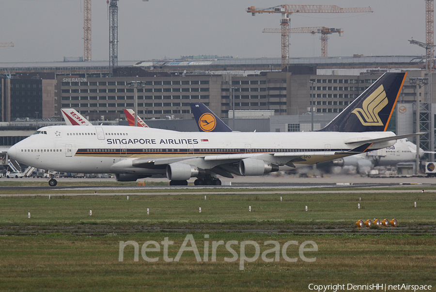 Singapore Airlines Boeing 747-412 (9V-SPO) | Photo 397614