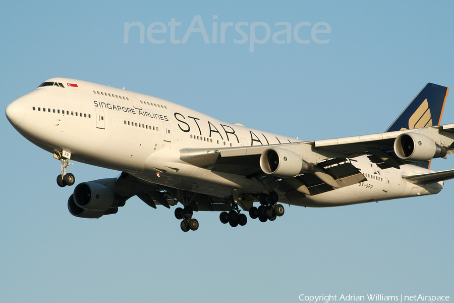 Singapore Airlines Boeing 747-412 (9V-SPP) | Photo 10953