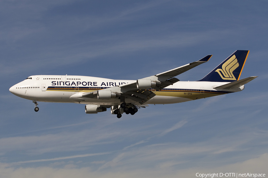 Singapore Airlines Boeing 747-412 (9V-SPQ) | Photo 279817