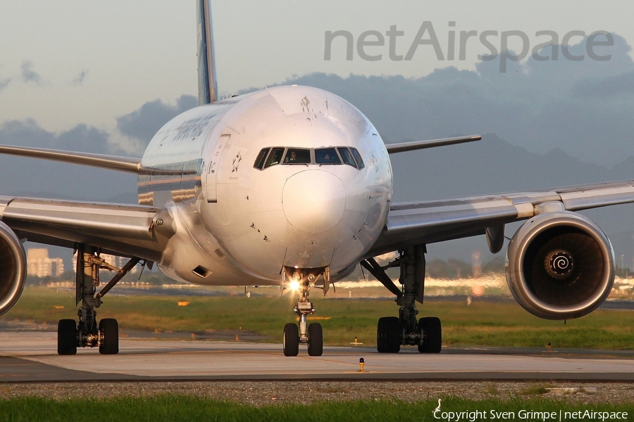 Singapore Airlines Boeing 777-212(ER) (9V-SQB) | Photo 11195