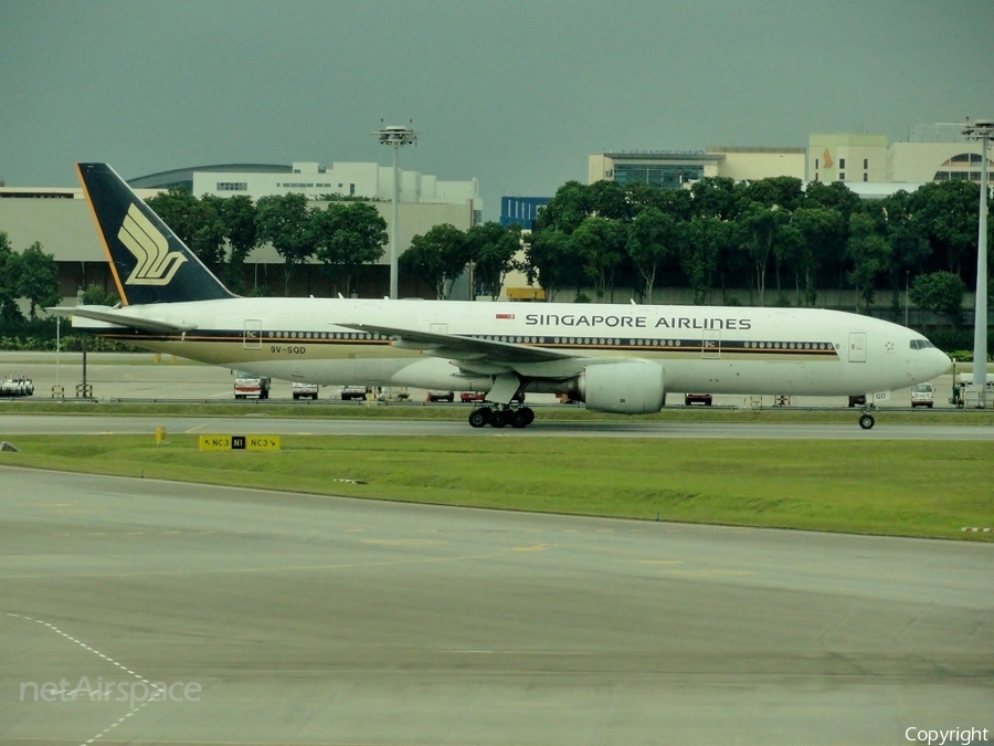 Singapore Airlines Boeing 777-212(ER) (9V-SQD) | Photo 42653