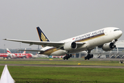 Singapore Airlines Boeing 777-212(ER) (9V-SQF) at  Jakarta - Soekarno-Hatta International, Indonesia