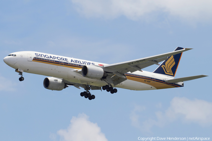 Singapore Airlines Boeing 777-212(ER) (9V-SQK) | Photo 21828