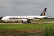 Singapore Airlines Boeing 777-212(ER) (9V-SRF) at  Ho Chi Minh City - Tan Son Nhat, Vietnam