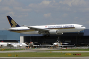 Singapore Airlines Boeing 777-212(ER) (9V-SRJ) at  Singapore - Changi, Singapore