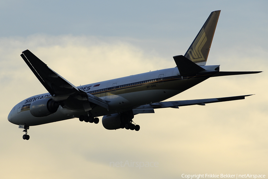 Singapore Airlines Boeing 777-212(ER) (9V-SRK) | Photo 25552