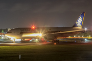 Singapore Airlines Boeing 777-212(ER) (9V-SRM) at  Denpasar/Bali - Ngurah Rai International, Indonesia