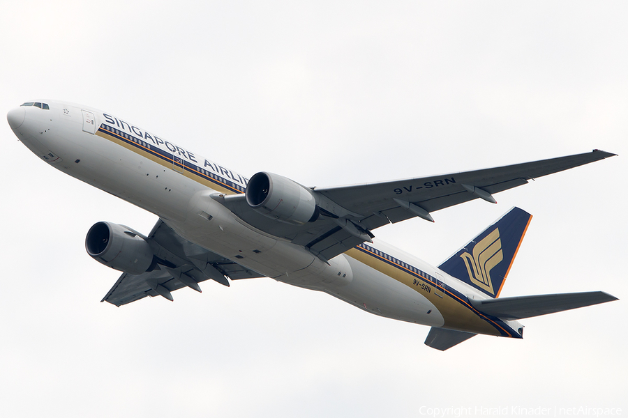 Singapore Airlines Boeing 777-212(ER) (9V-SRN) | Photo 290097
