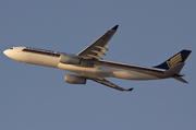 Singapore Airlines Airbus A330-343E (9V-SSB) at  Dubai - International, United Arab Emirates