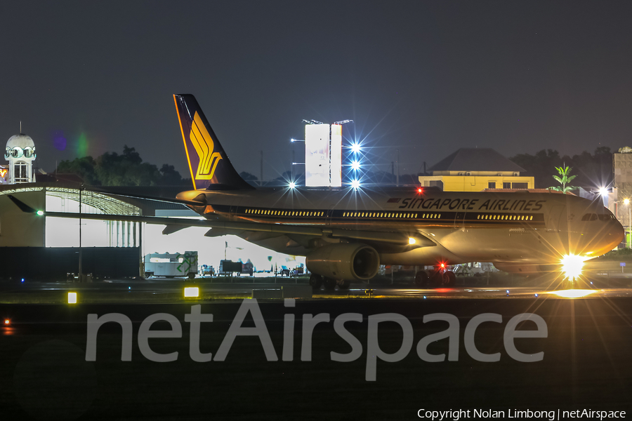 Singapore Airlines Airbus A330-343E (9V-SSC) | Photo 375869