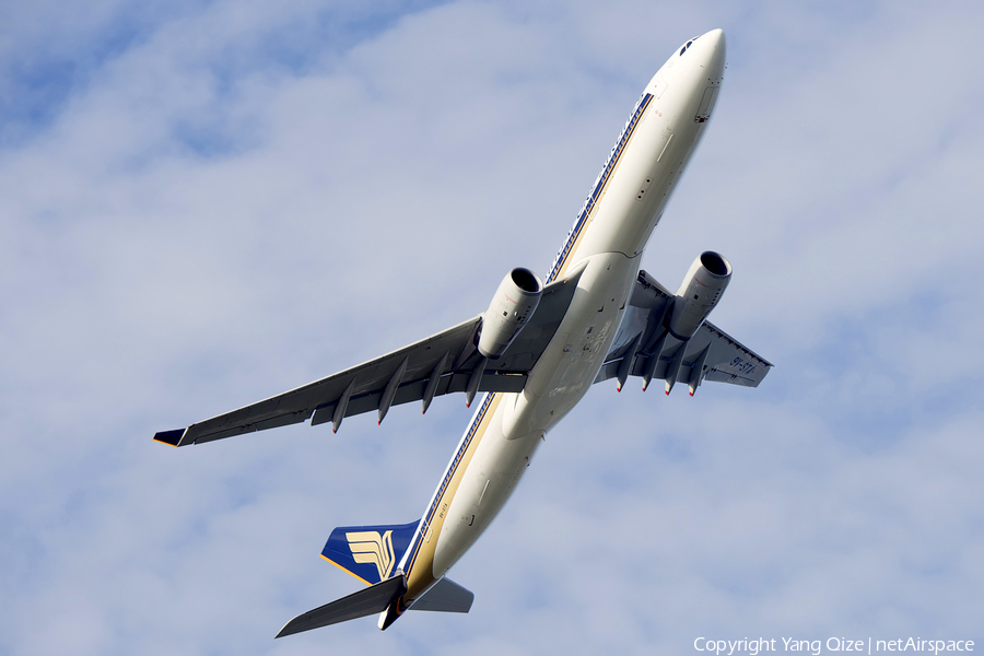 Singapore Airlines Airbus A330-343E (9V-STA) | Photo 177021