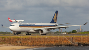 Singapore Airlines Airbus A330-343X (9V-STL) at  Sydney - Kingsford Smith International, Australia