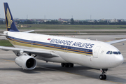 Singapore Airlines Airbus A330-343X (9V-STL) at  Taipei - Taoyuan, Taiwan