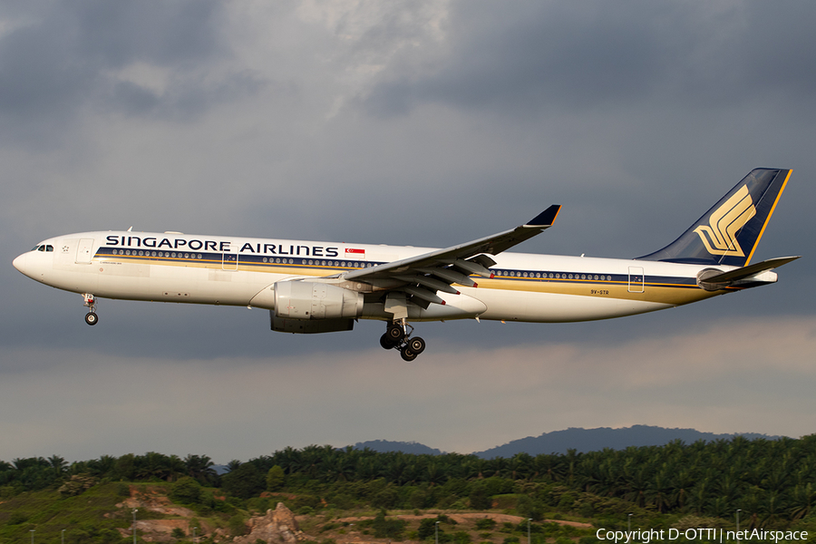 Singapore Airlines Airbus A330-343E (9V-STR) | Photo 283361