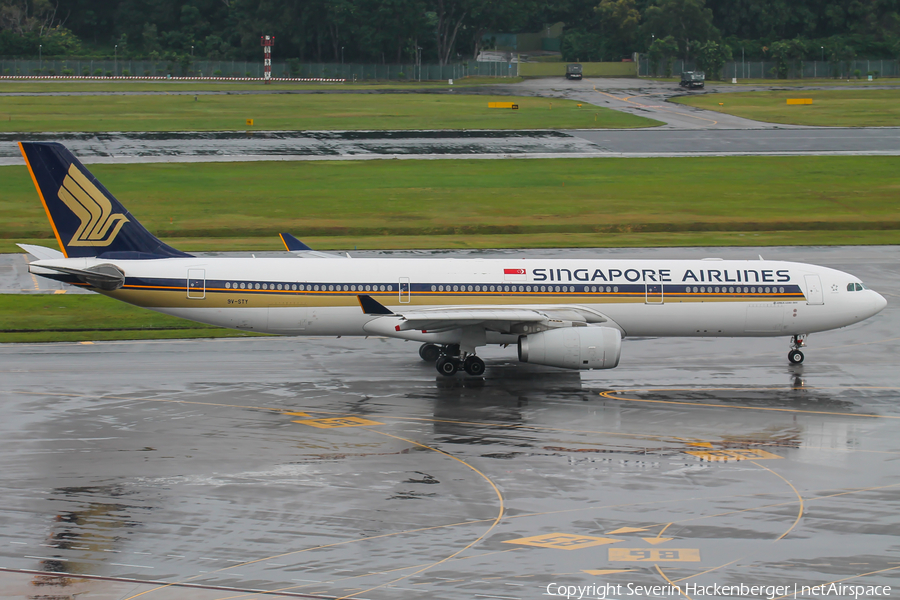 Singapore Airlines Airbus A330-343E (9V-STY) | Photo 188894