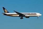 Singapore Airlines Boeing 777-212(ER) (9V-SVE) at  Istanbul - Ataturk, Turkey