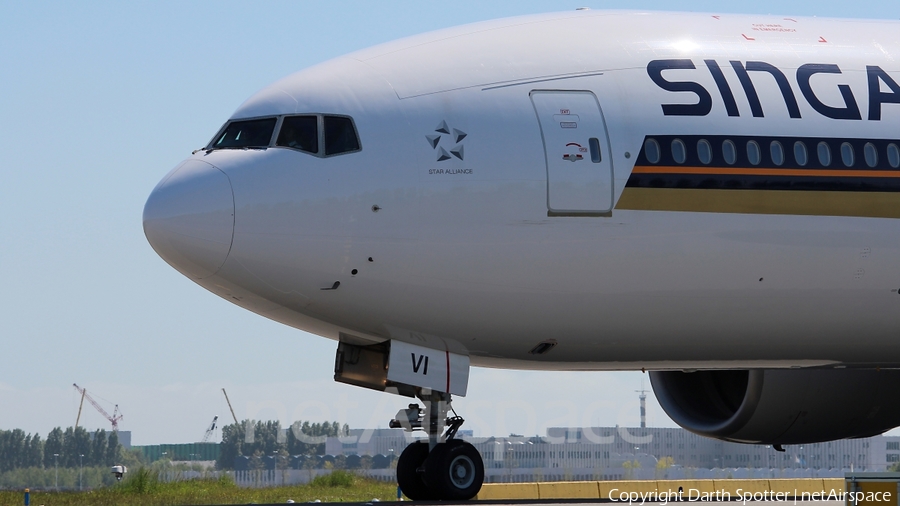 Singapore Airlines Boeing 777-212(ER) (9V-SVI) | Photo 210156