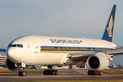 Singapore Airlines Boeing 777-212(ER) (9V-SVI) at  Manchester - International (Ringway), United Kingdom