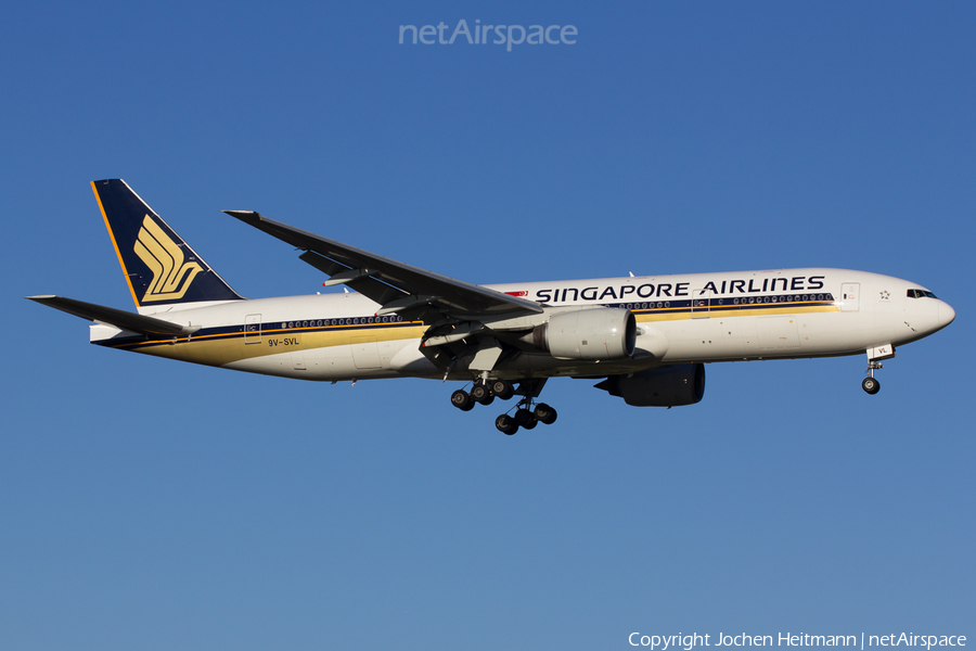 Singapore Airlines Boeing 777-212(ER) (9V-SVL) | Photo 60388