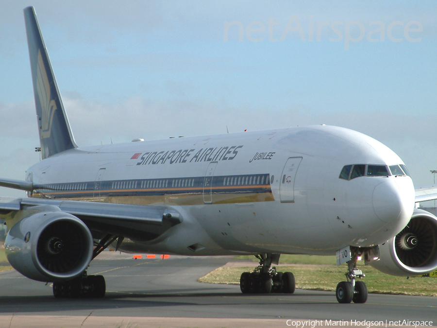 Singapore Airlines Boeing 777-212(ER) (9V-SVO) | Photo 6562
